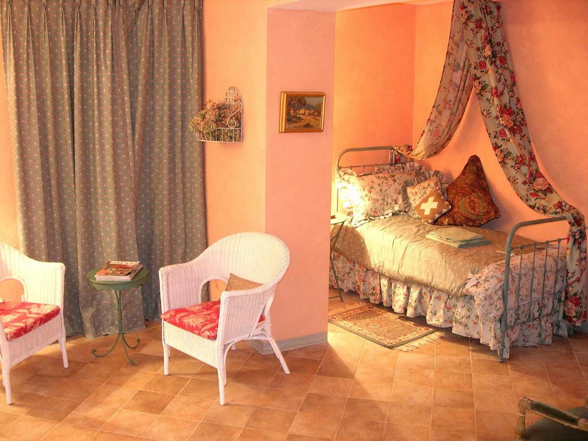 Le Clos Des Freres Gris Aix-en-Provence Bagian luar foto