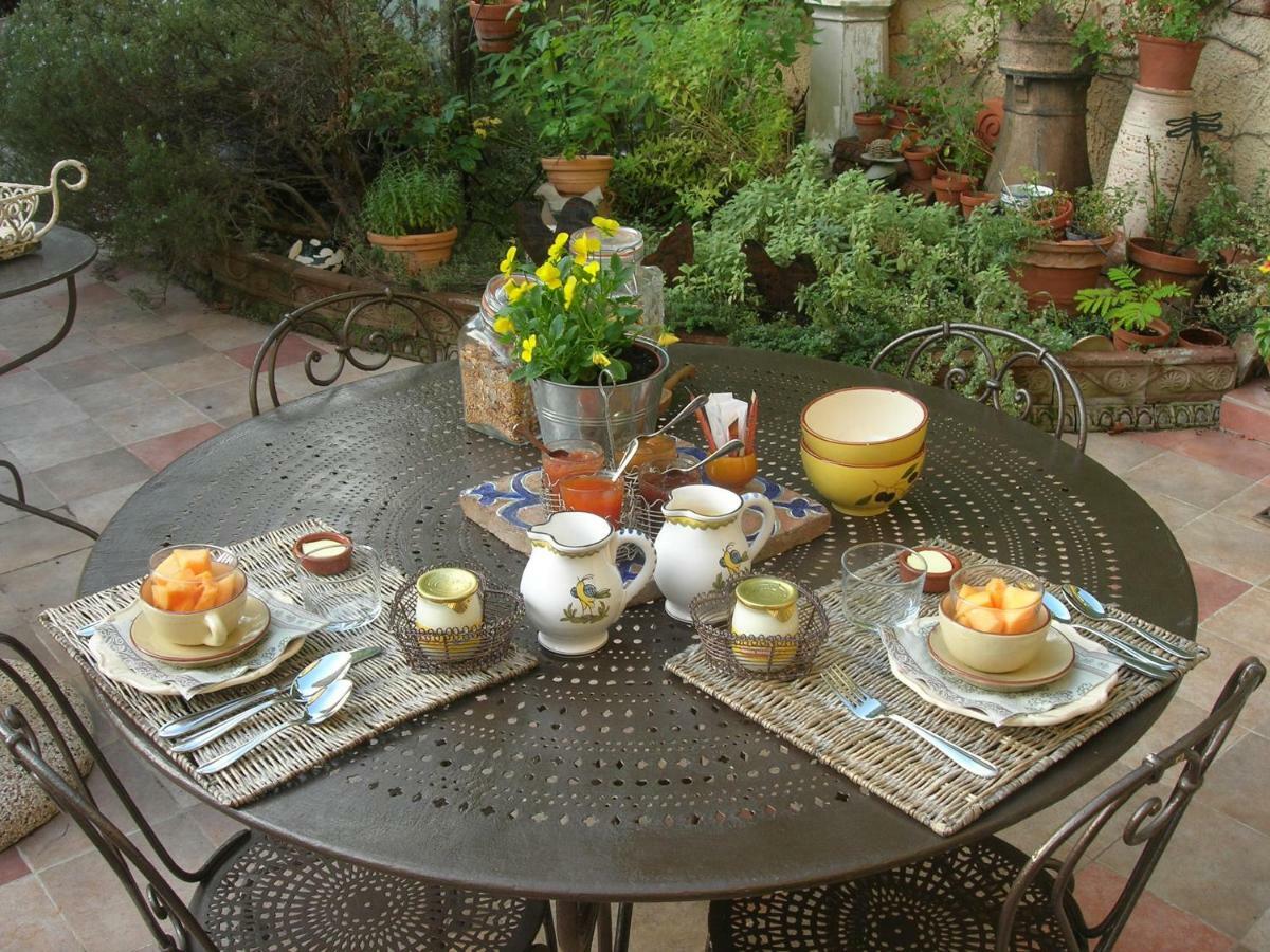 Le Clos Des Freres Gris Aix-en-Provence Bagian luar foto